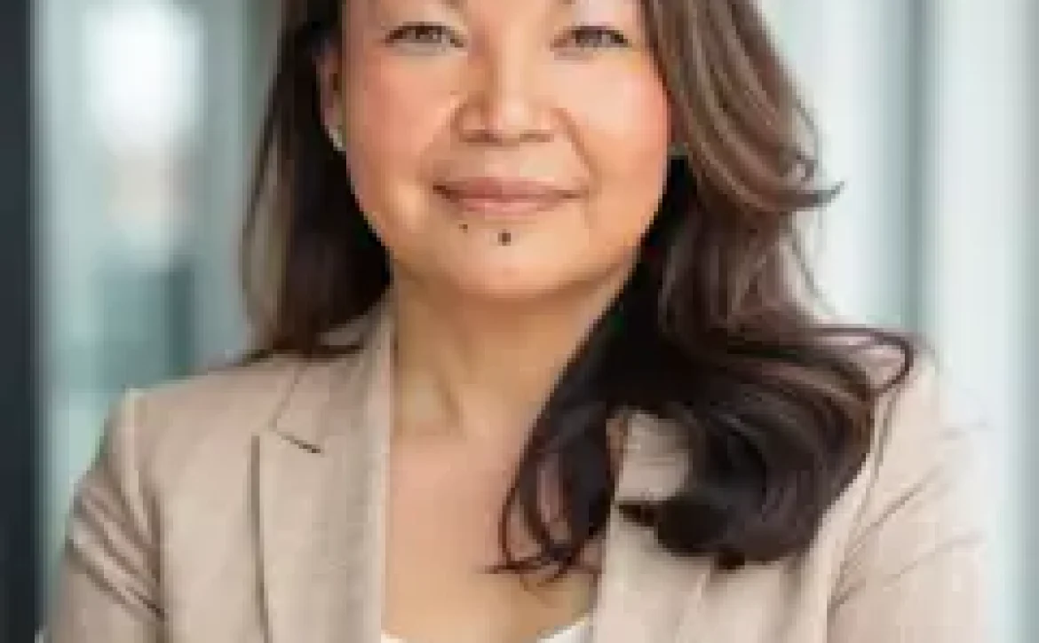 Estelle Pearl Yuzicappi