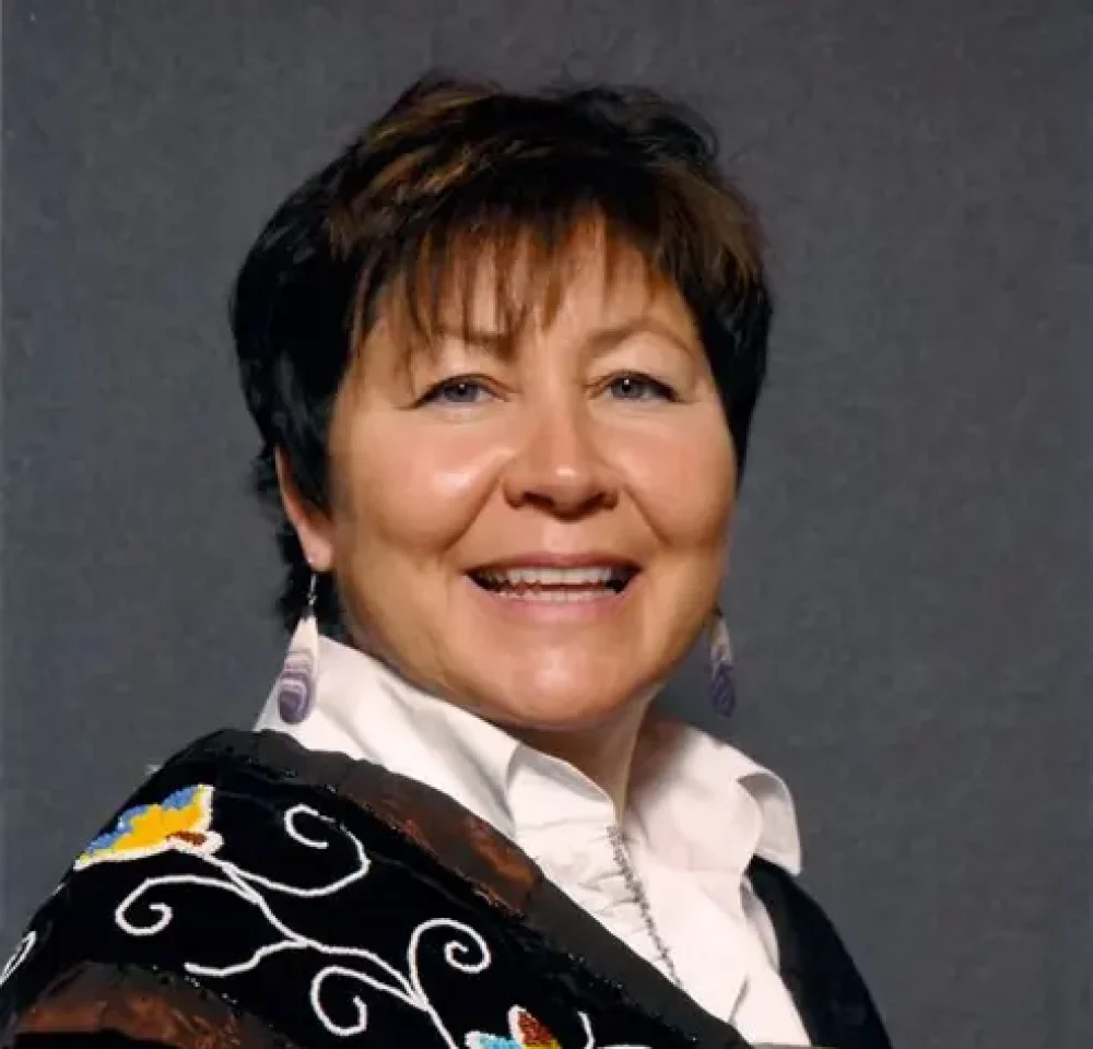 Dr Morgan Kahentonni Phillips