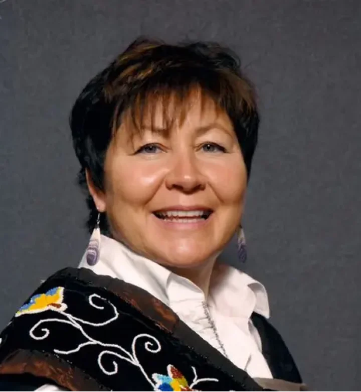 Dr Morgan Kahentonni Phillips