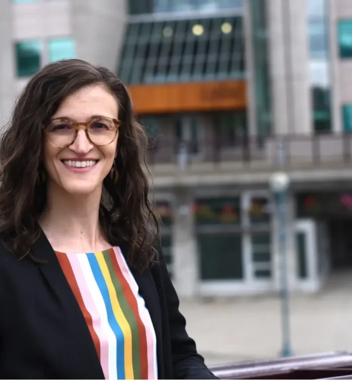 Dr Tara Jolly